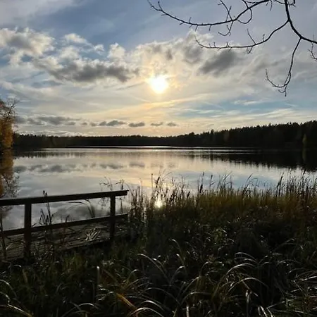 Jaervenrantamoekki Nurmijaervellae, Rauha Villa *