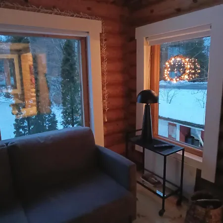 Jaervenrantamoekki Nurmijaervellae, Rauha Villa